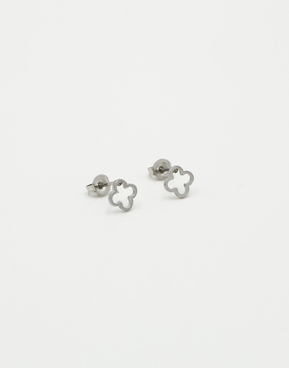 studs open clover silver-colored