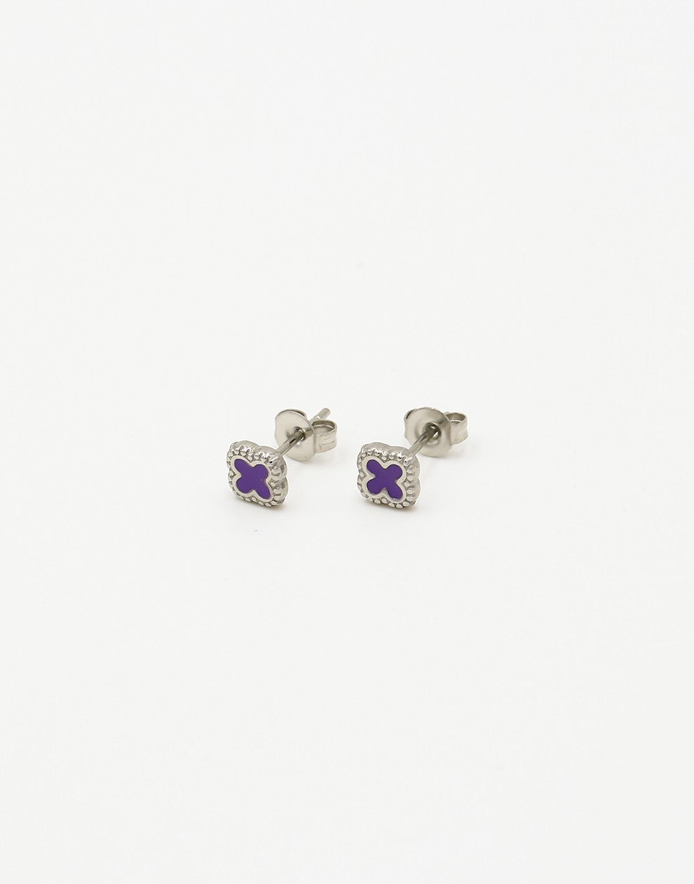Studs klavers paars zilverkleurig