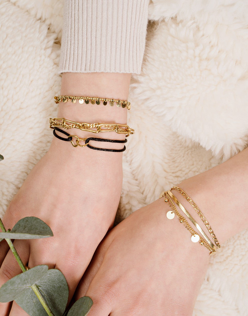 bracelet double hearts black gold colored