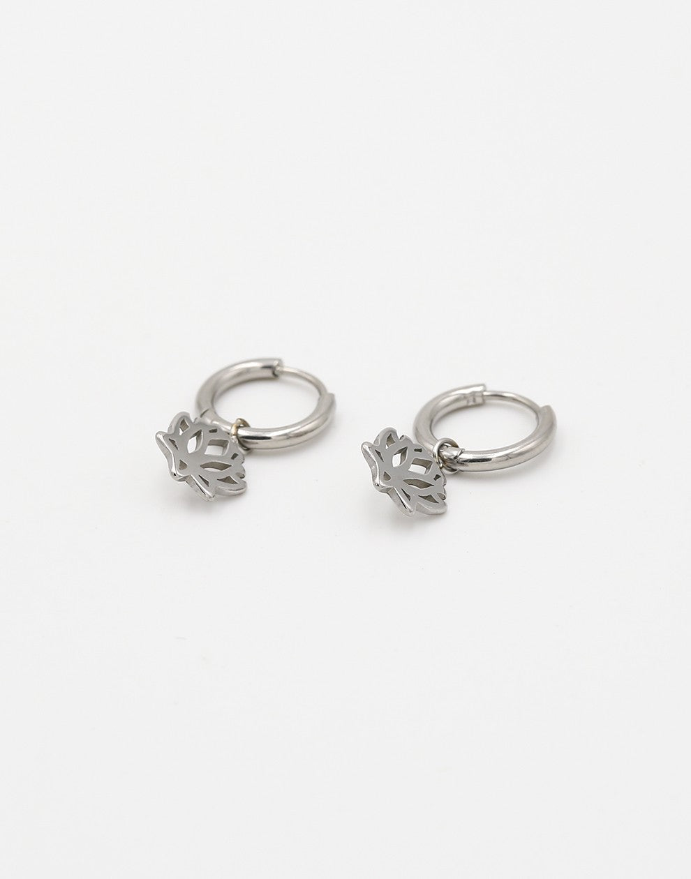 Silver-colored lotus flower earrings