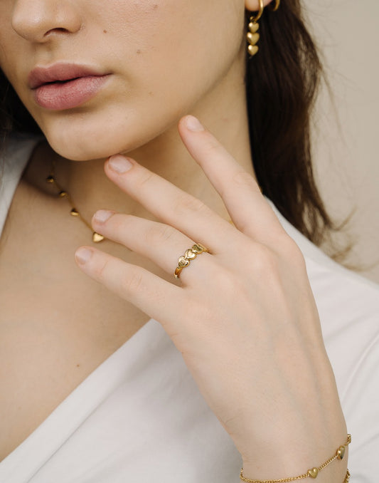 hartjes ring goudkleurig