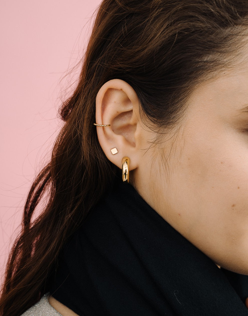Basic gold-colored earrings