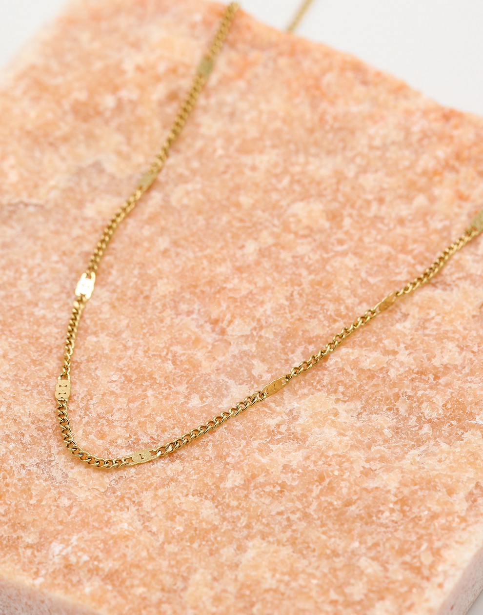 Ketting goudkleurig geslagen fijn
