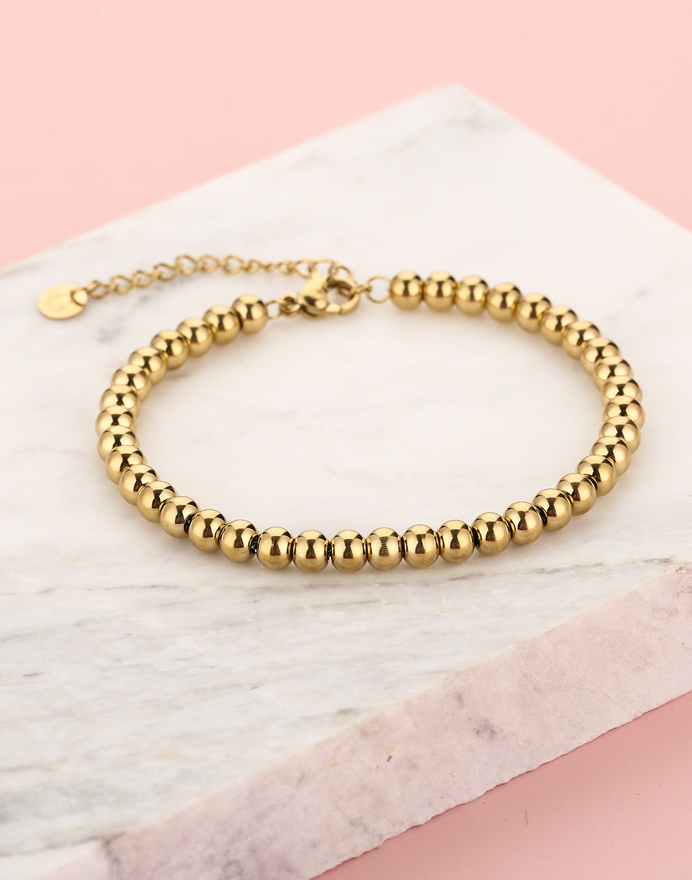 Kralenarmband goudkleurig