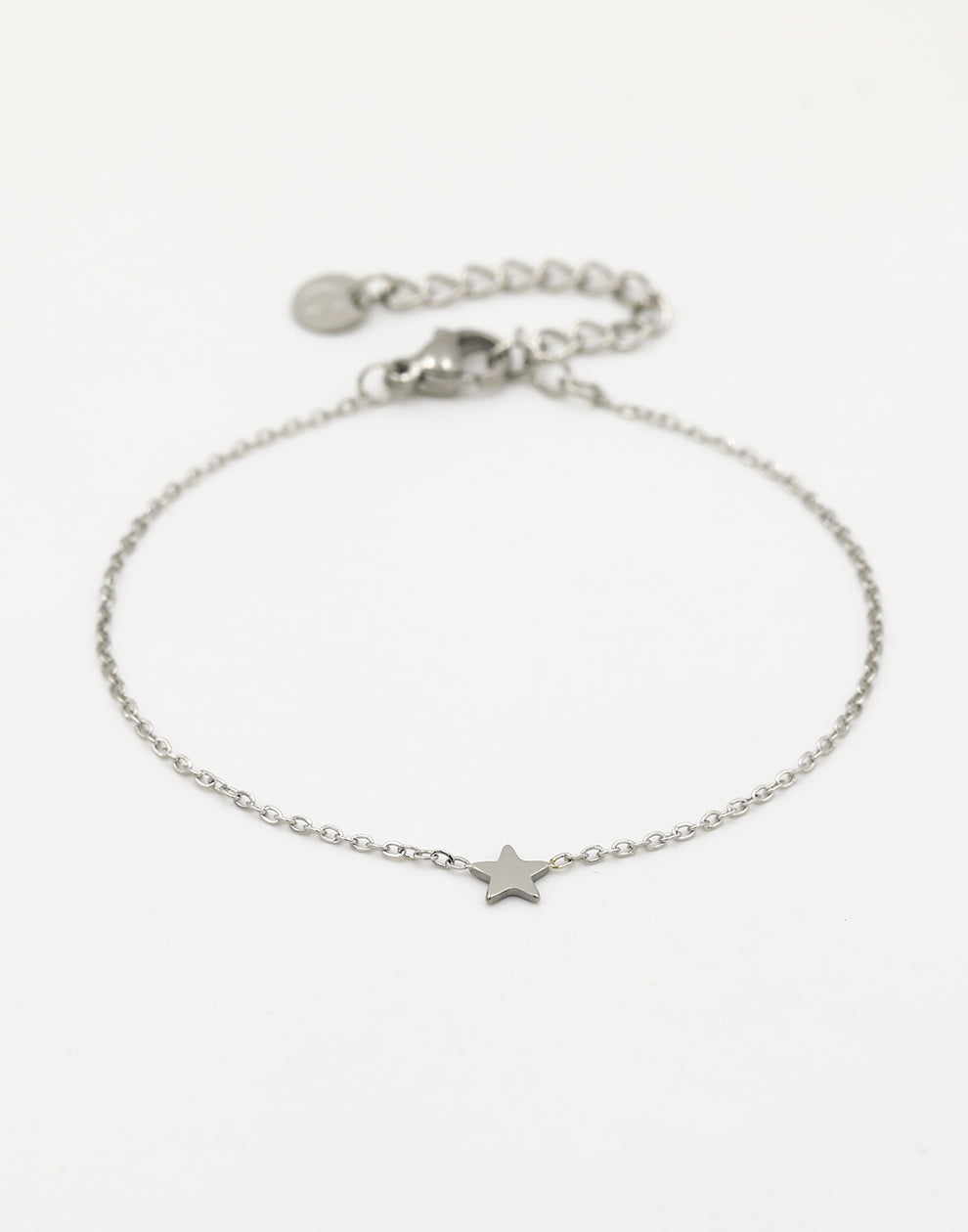 Armband kleine ster zilverkleurig