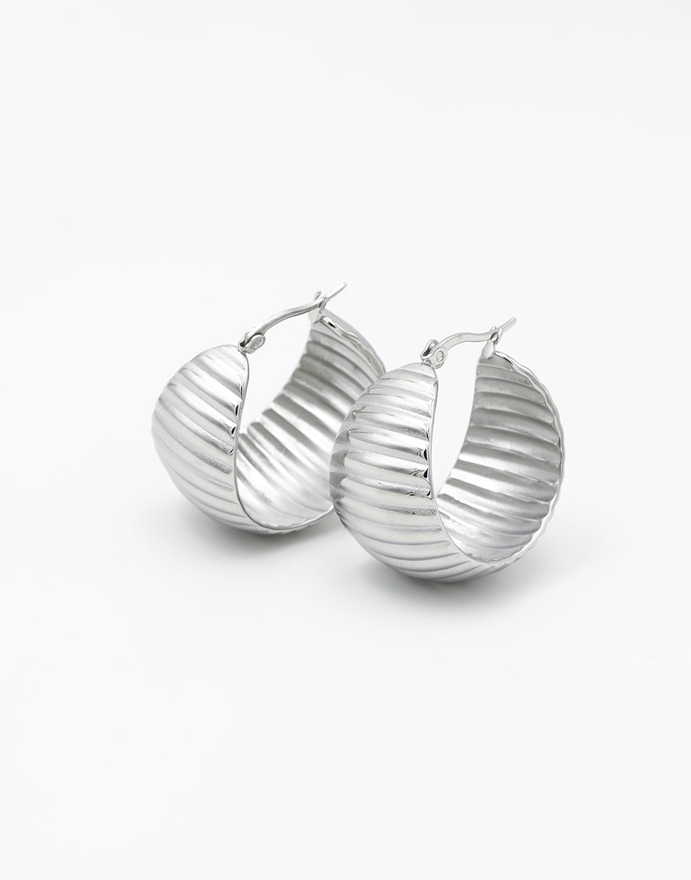 Ovale hoops met geribbeld patroon zilverkleurig