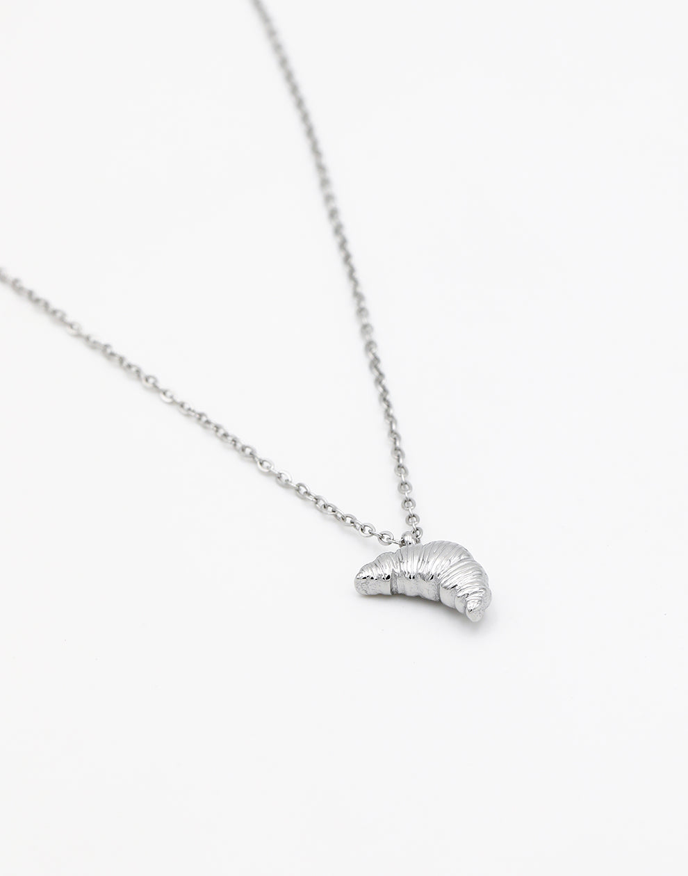 Ketting croissant zilverkleurig