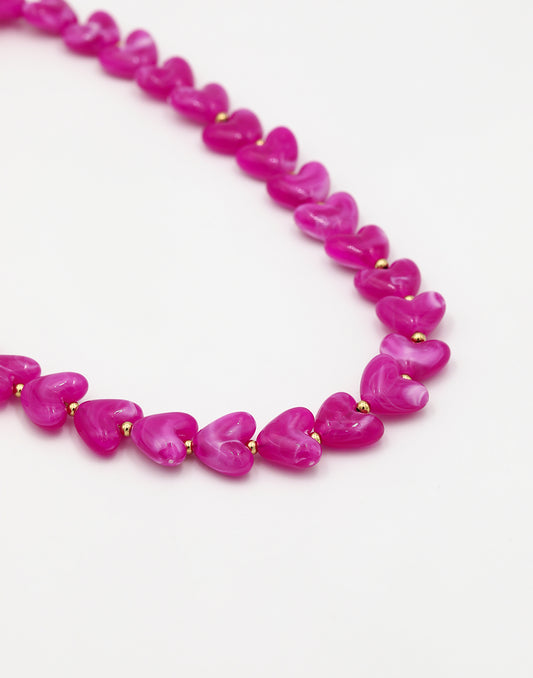 Hartjes kralenketting fuchsia