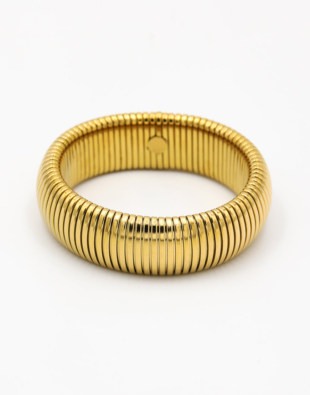 Brede bangle met geribbeld patroon goudkleurig