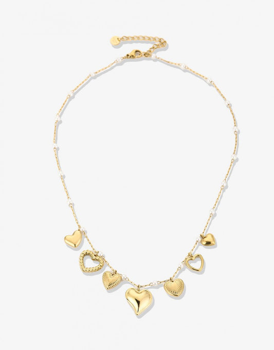 parelketting met love bedels