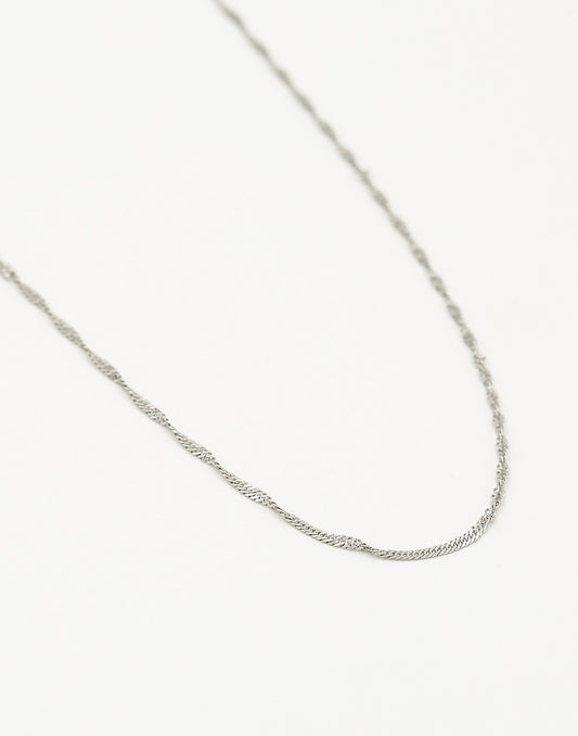 Fijn gedraaide schakelketting 55cm lang zilverkleurig