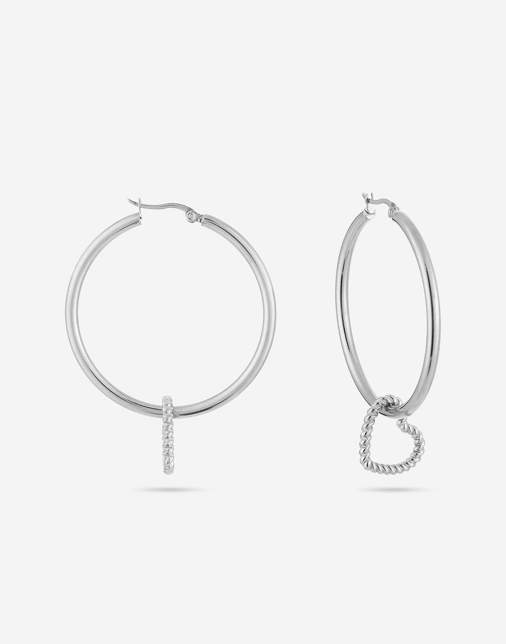 hoops met hartje zilverkleurig