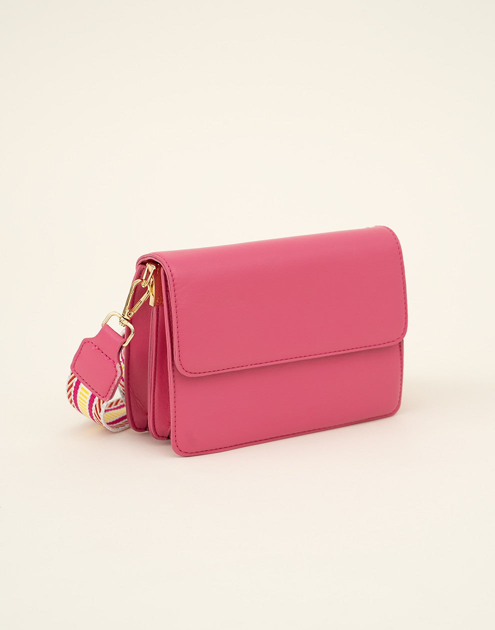 schoudertasje met luxe schouderband fuchsia