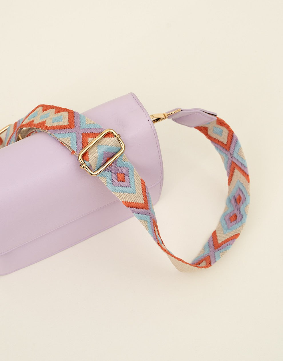 schoudertasje met luxe schouderband lila