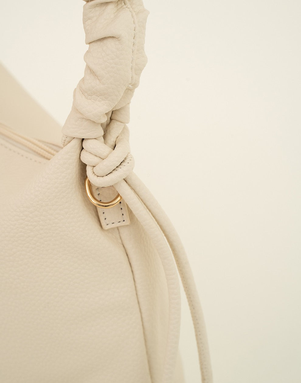Trendy hand of crossbody tasje off white