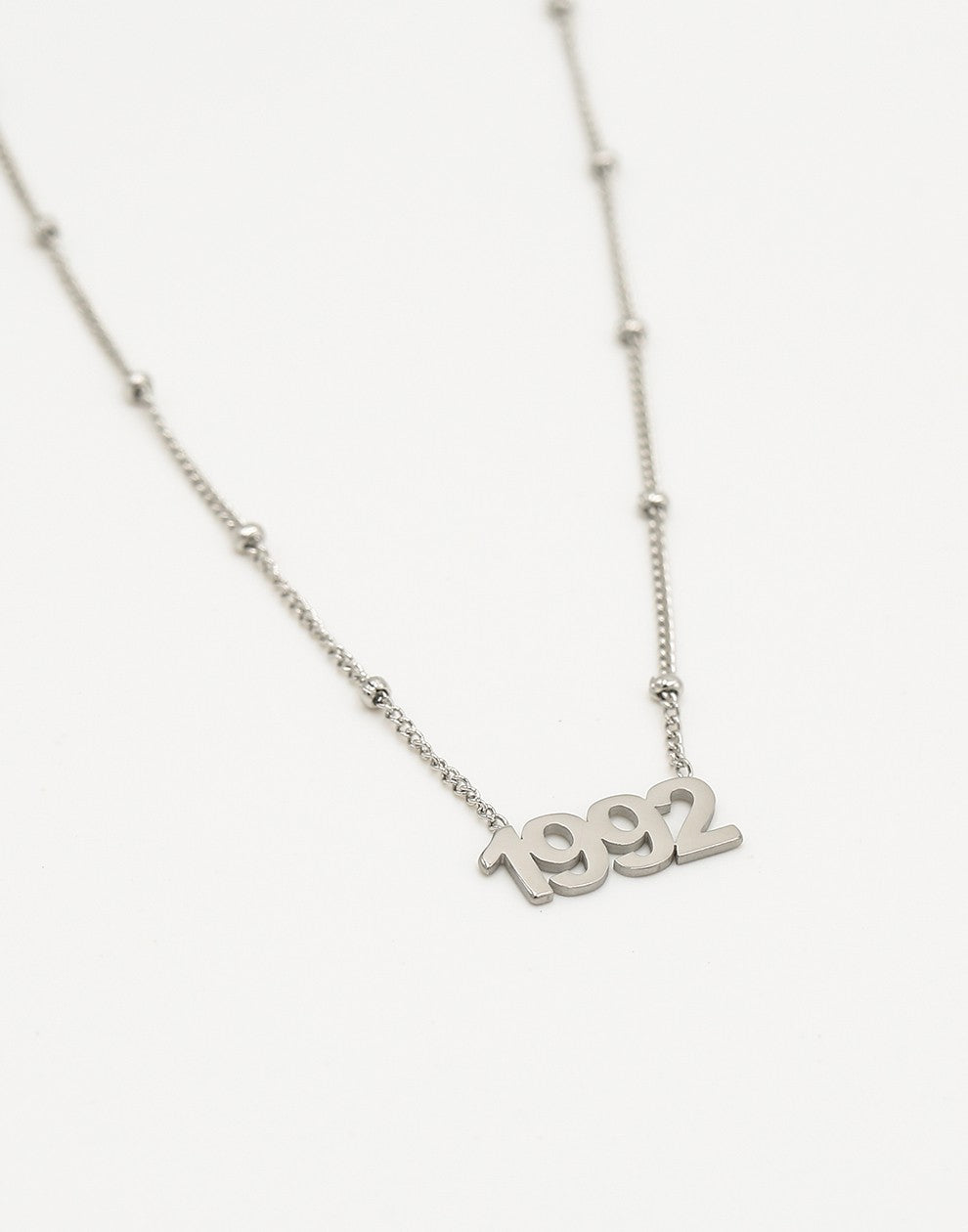 Ketting jaartal 1992 zilverkleurig