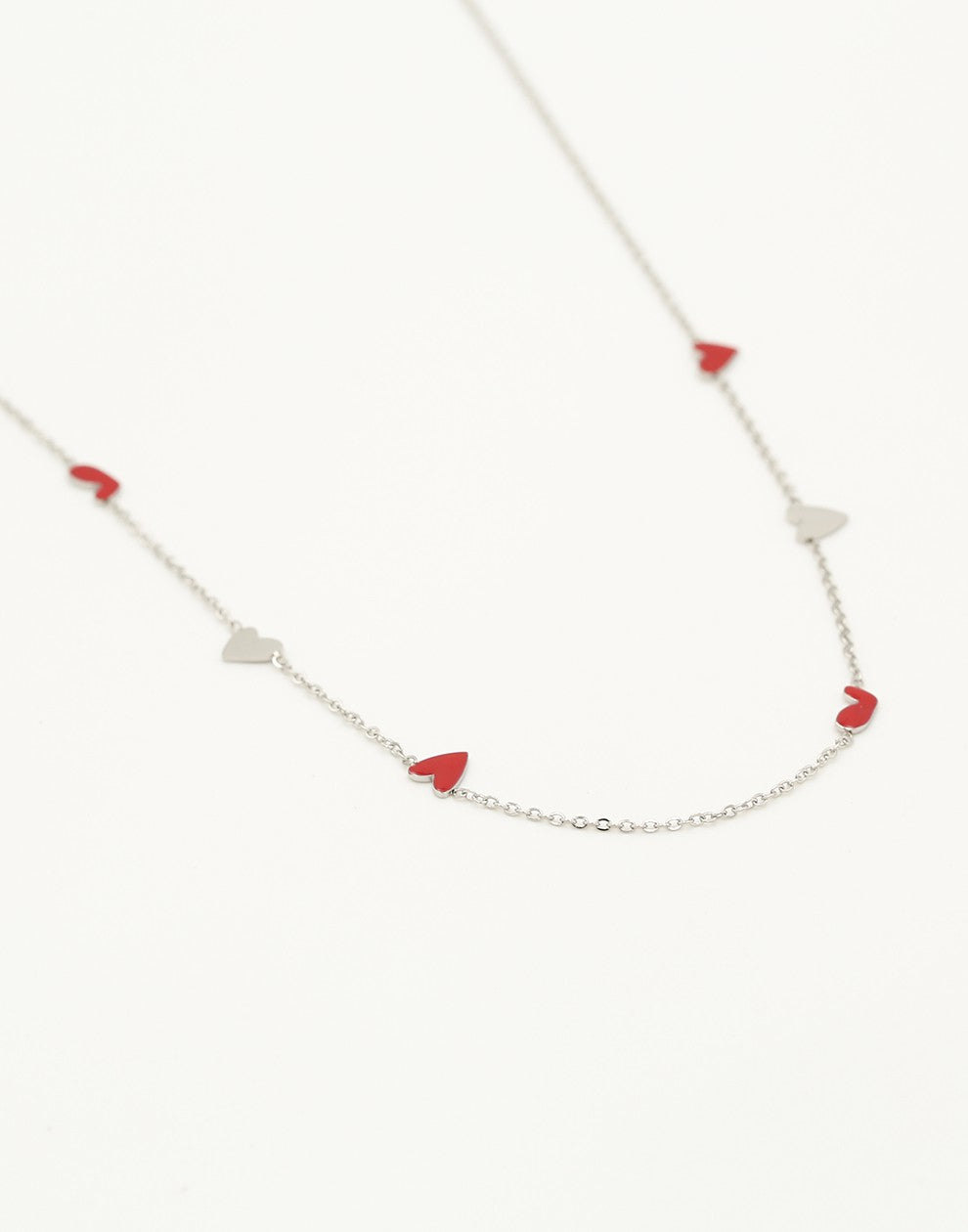 Ketting rode hartjes zilverkleurig
