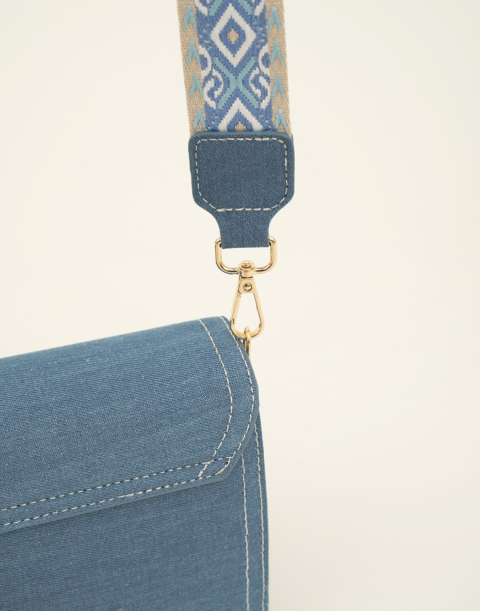 Hippe Jeans tas met gave strap