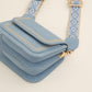 Trendy lichte jeans tas met bewerkte strap