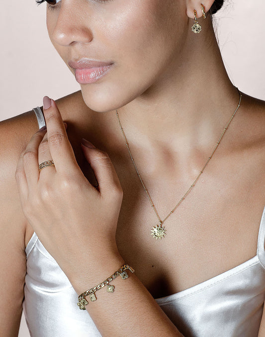 ketting zon goudkleurig
