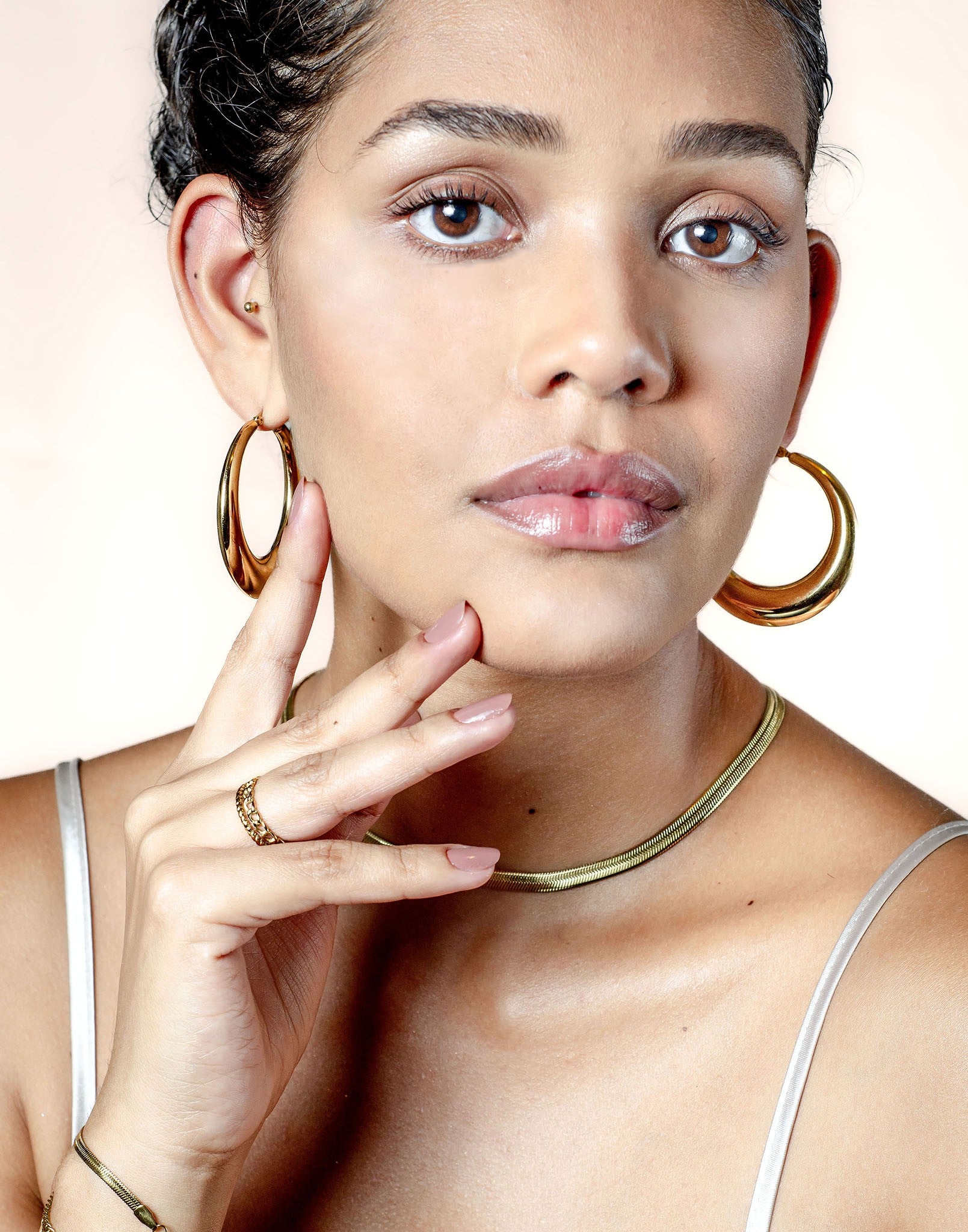 oorringen statement hoops goudkleurig