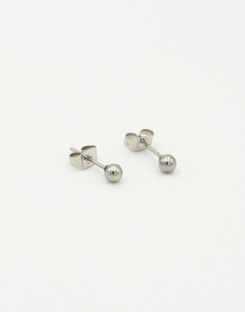 oorknoppen 4mm zilverkleurig