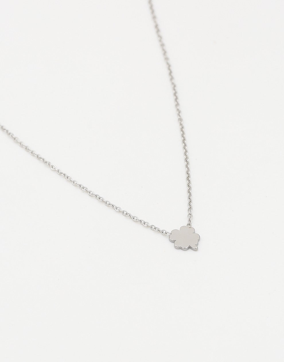 ketting kleine klaver zilverkleurig