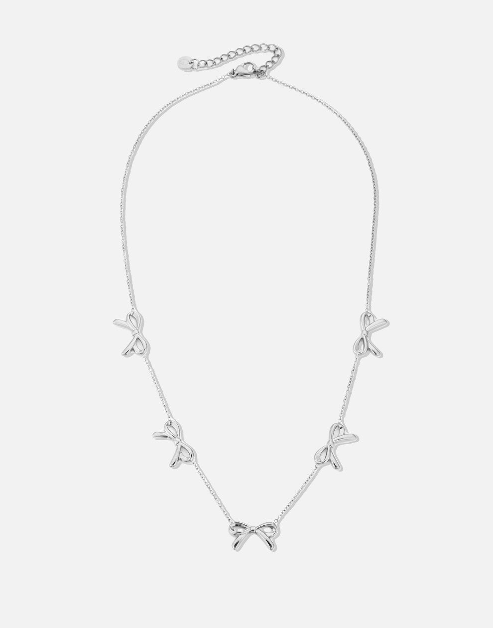 minimalistische ketting met 5 strikjes zilverkleurig