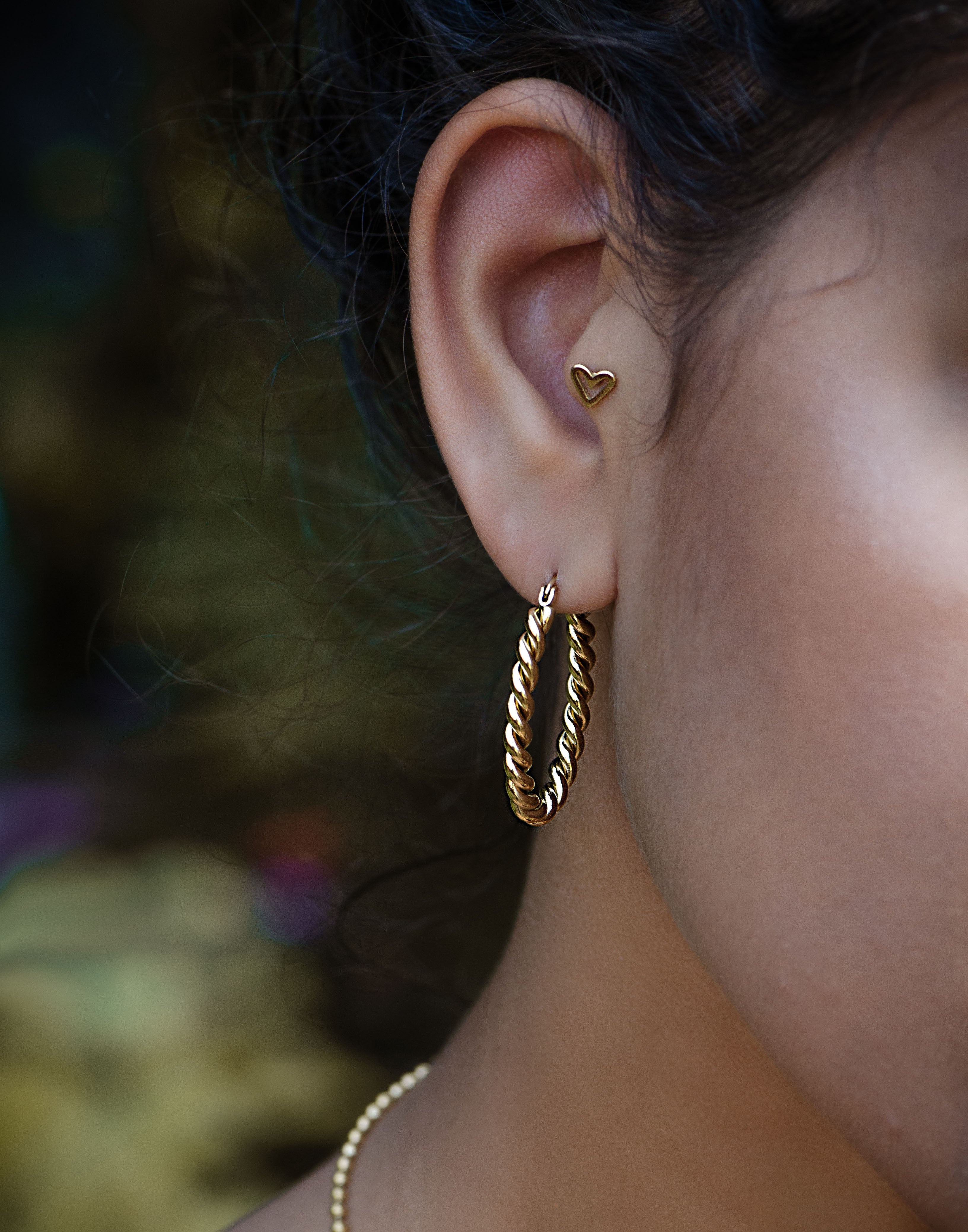 twisted hoops goudkleurig