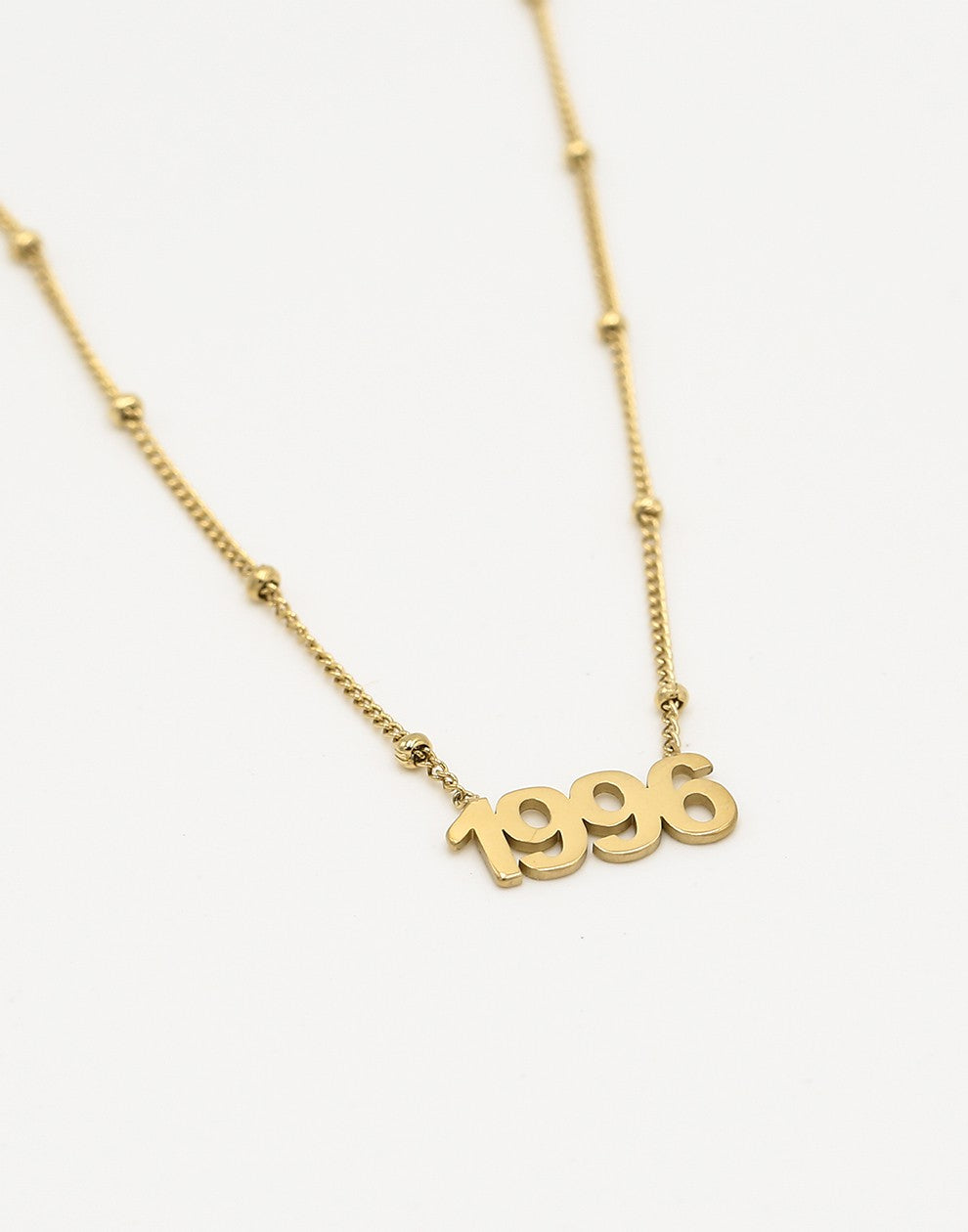 Ketting jaartal 1996 goudkleurig