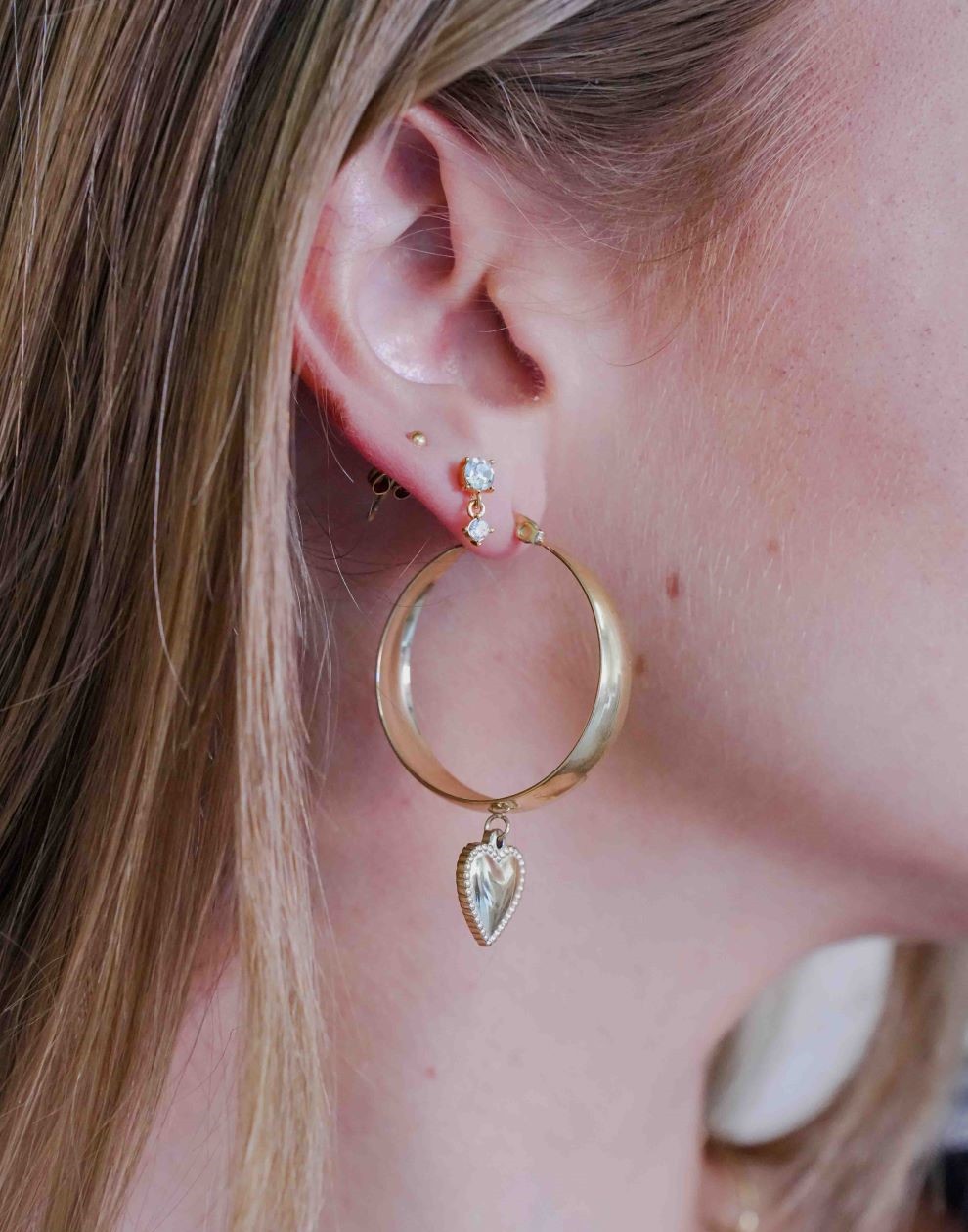 Thick hoop hanging heart