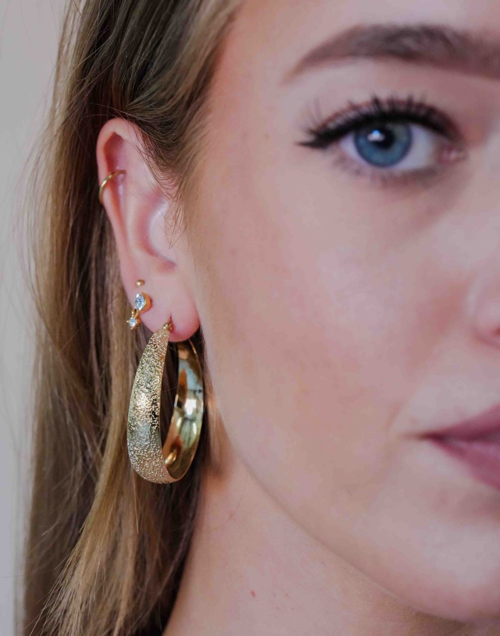 Thick hoop patroon goudkleurig