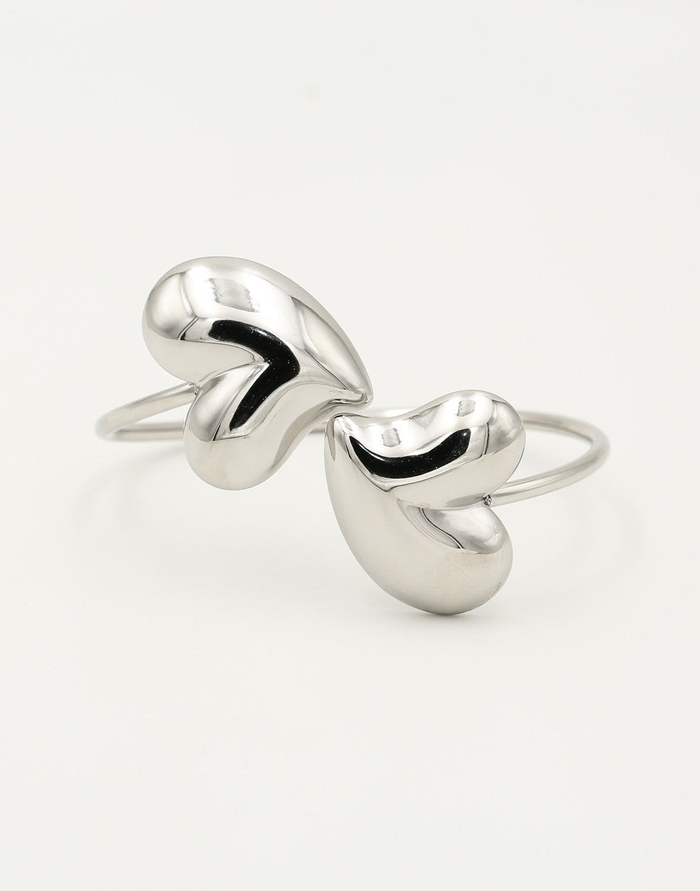 bangle grote harten zilverkleurig
