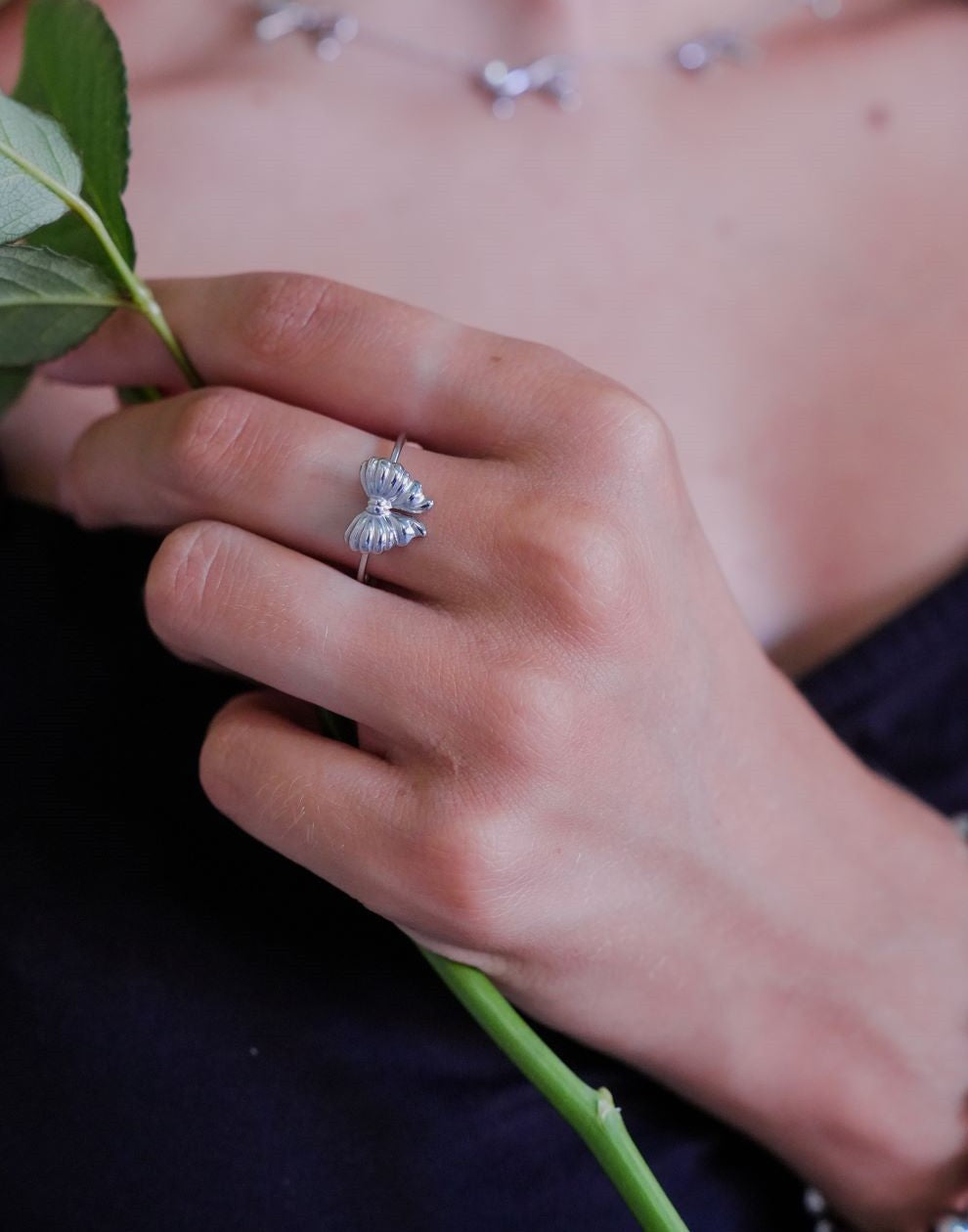 Ring strikje zilverkleurig