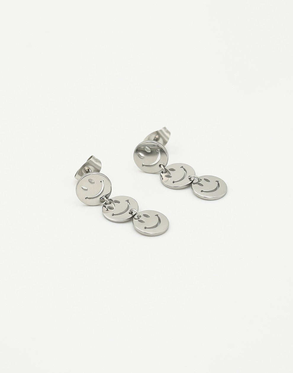 oorknoppen drie smileys zilverkleurig