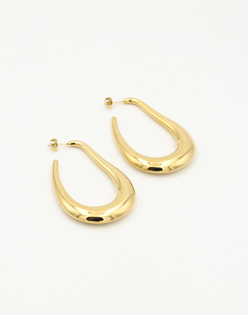 asymmetrische hoop oorbellen goudkleurig