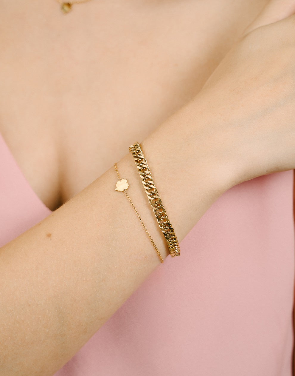 Armband kleine klaver goudkleurig