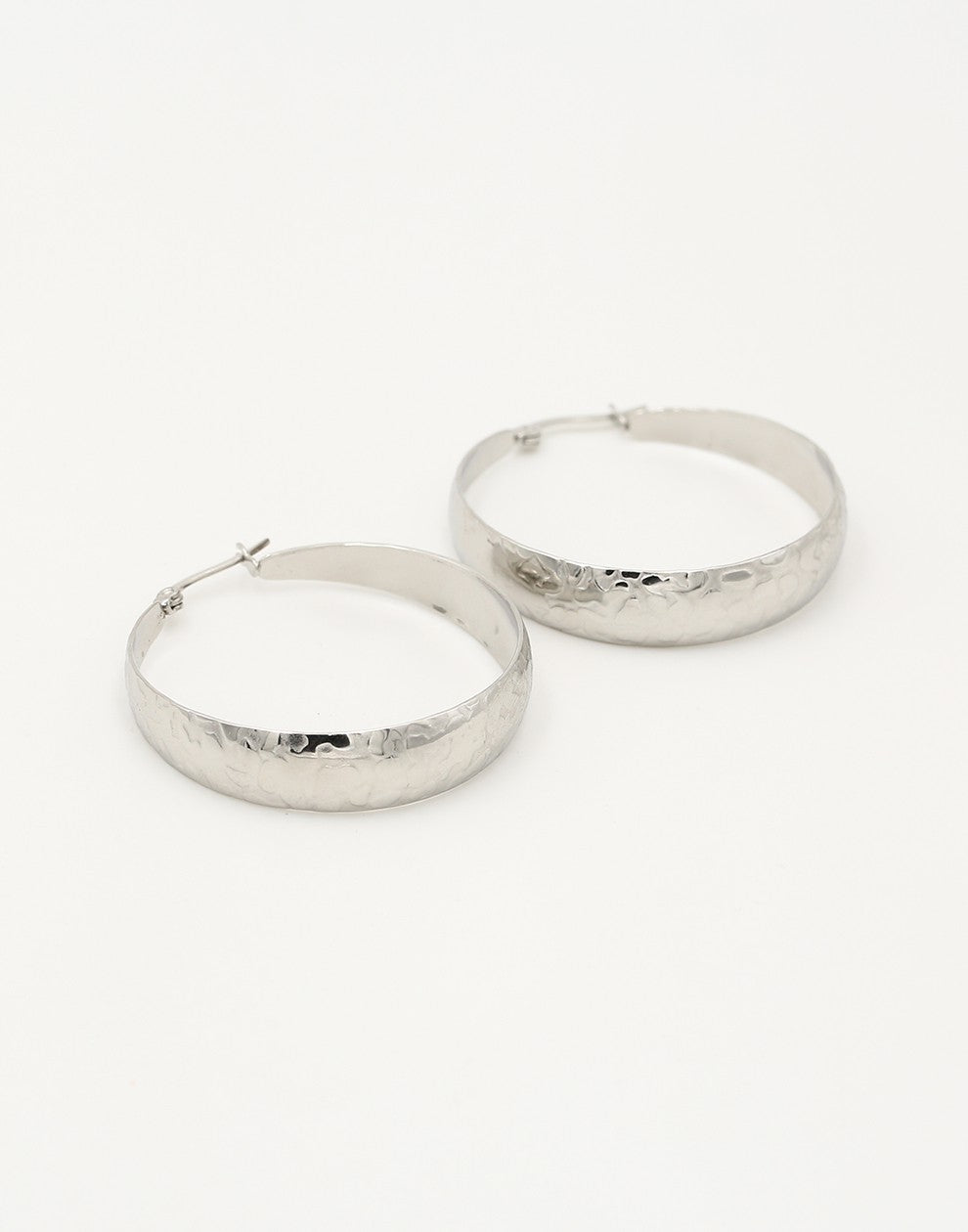 Thick hoop leo print zilverkleurig
