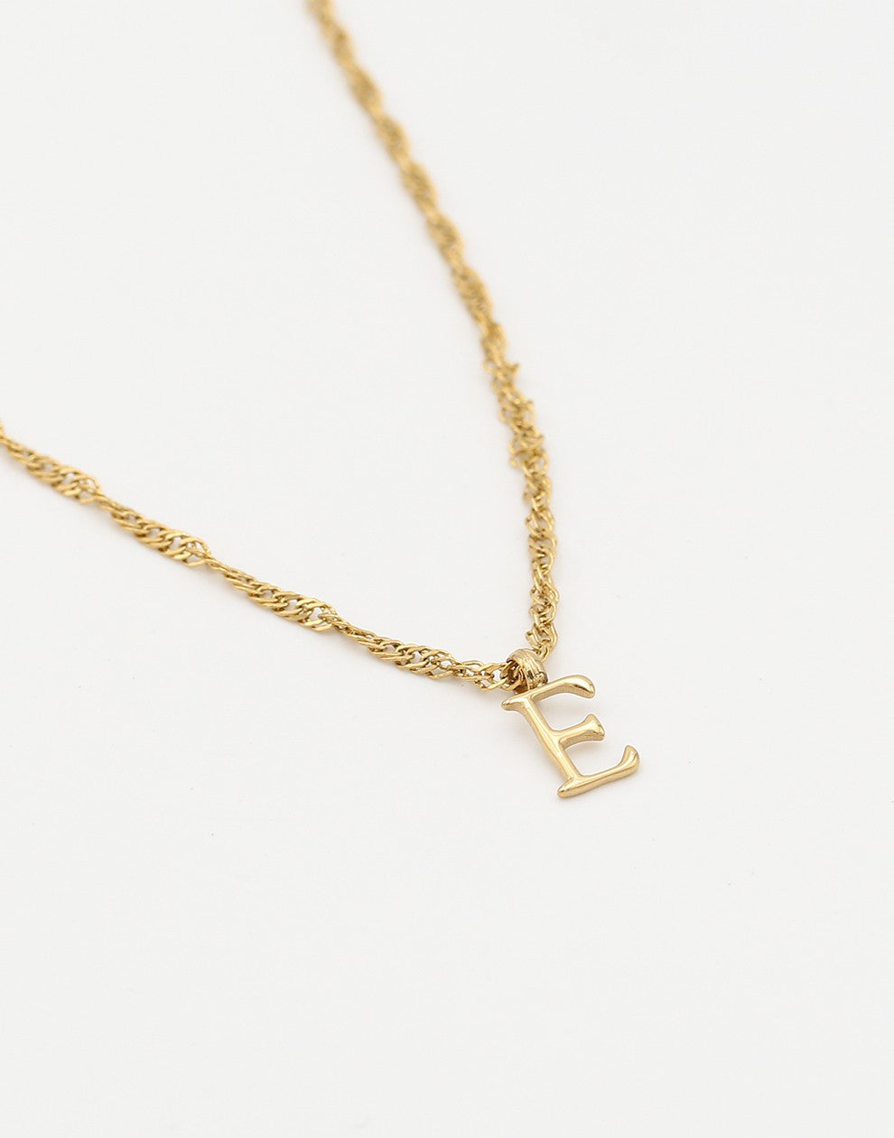 Initial ketting vintage E goudkleurig