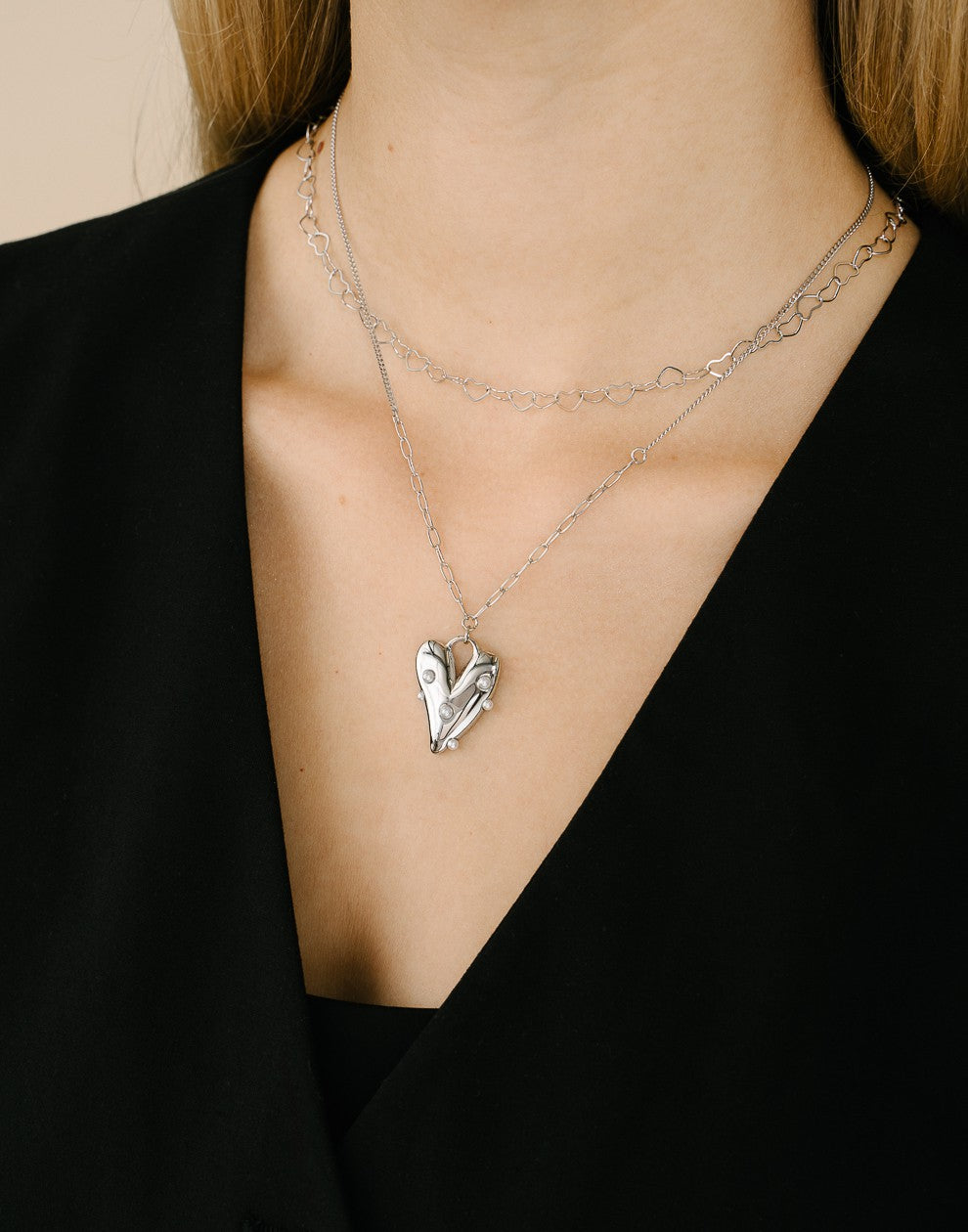 ketting vintage hart met parels zilverkleurig