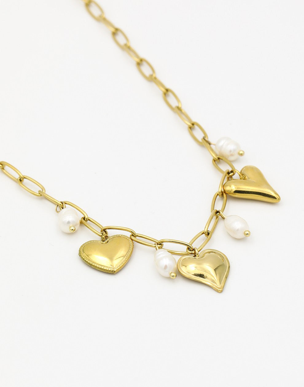 Bedelketting parels met hartjes goudkleurig