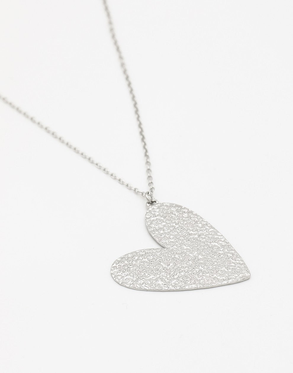 Ketting schuin speels hart zilverkleurig