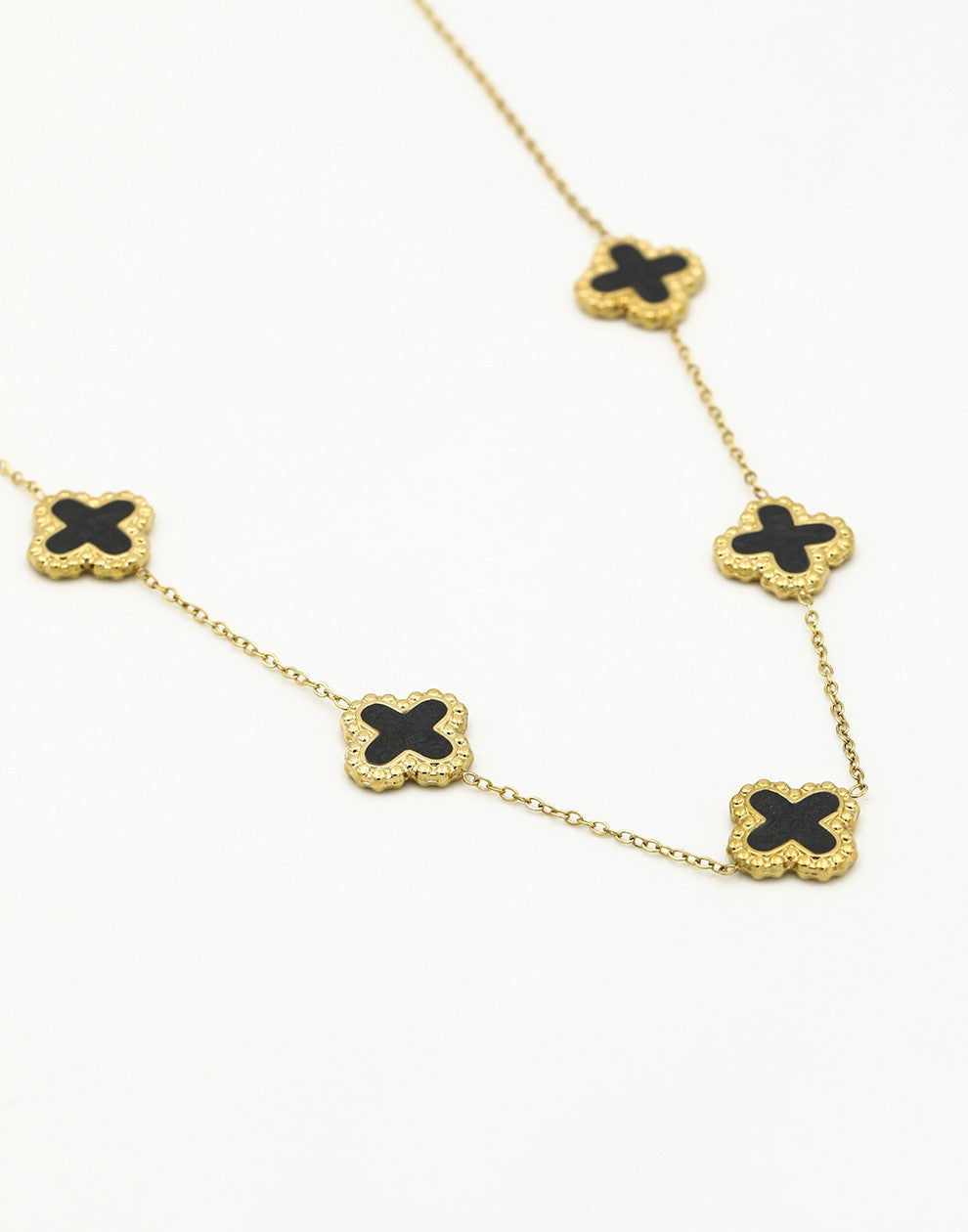 ketting zwarte klavers goudkleurig