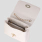 beige damestas crossbody met chain