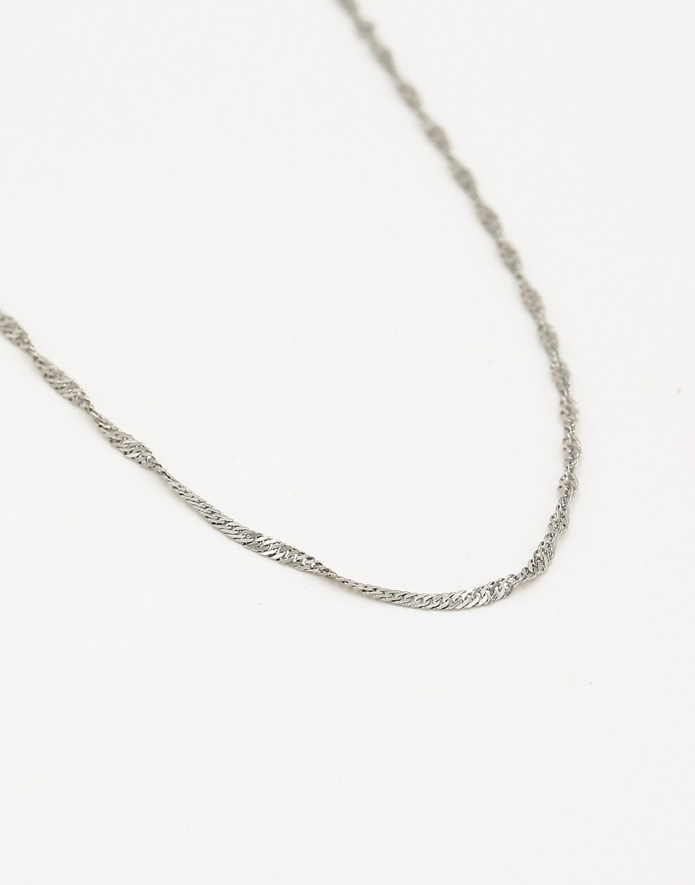 Fijn gedraaide schakel ketting zilverkleurig
