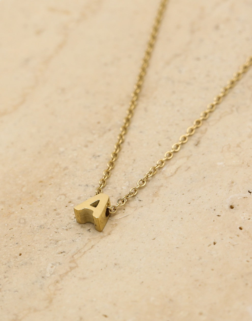 Initialen ketting letter A goudkleurig