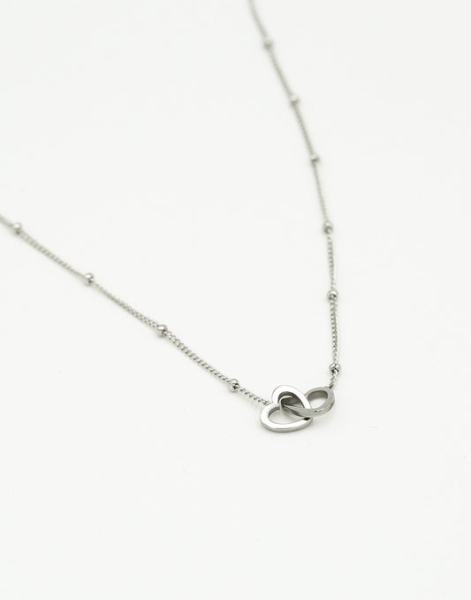 Ketting met dubbele hartjes zilverkleurig