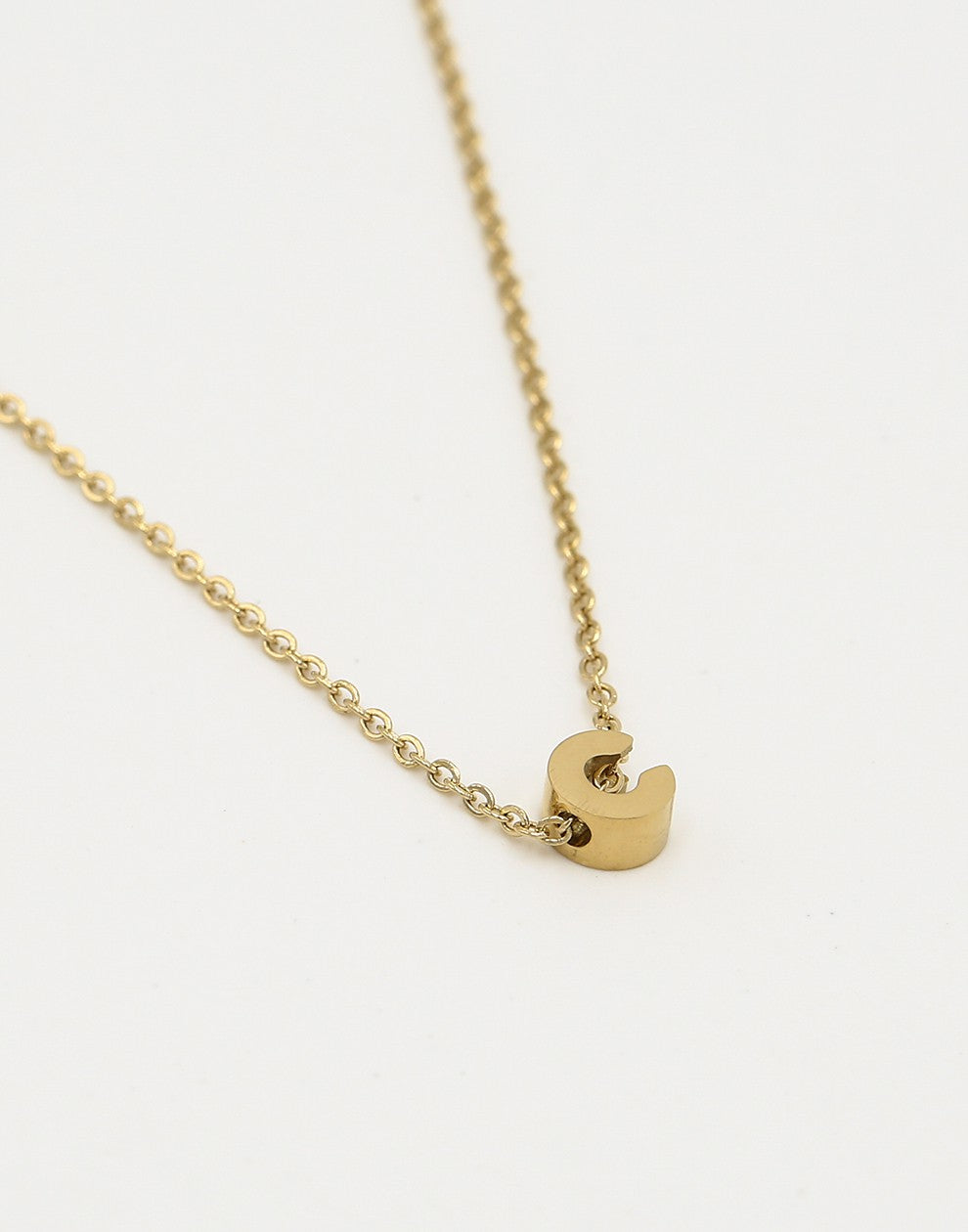 Initialen ketting letter C goudkleurig