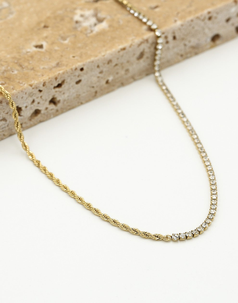 Ketting tennis en gedraaide schakel goudkleurig