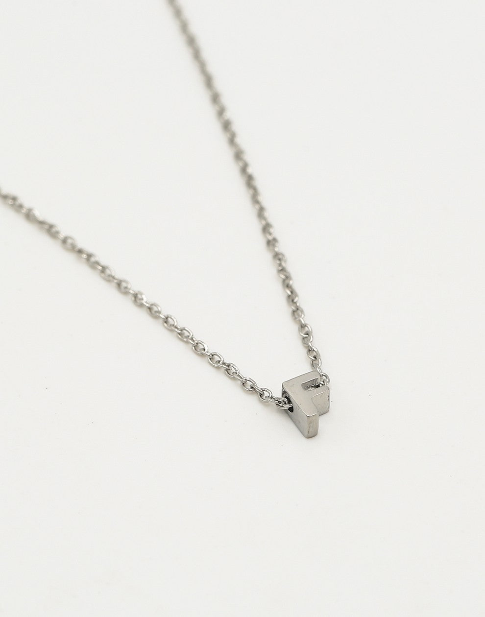 Initialen ketting letter F zilverkleurig
